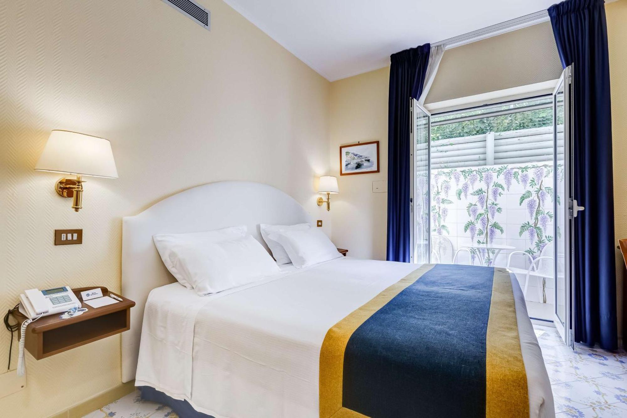 Best Western Hotel La Solara Sorrento Exterior photo