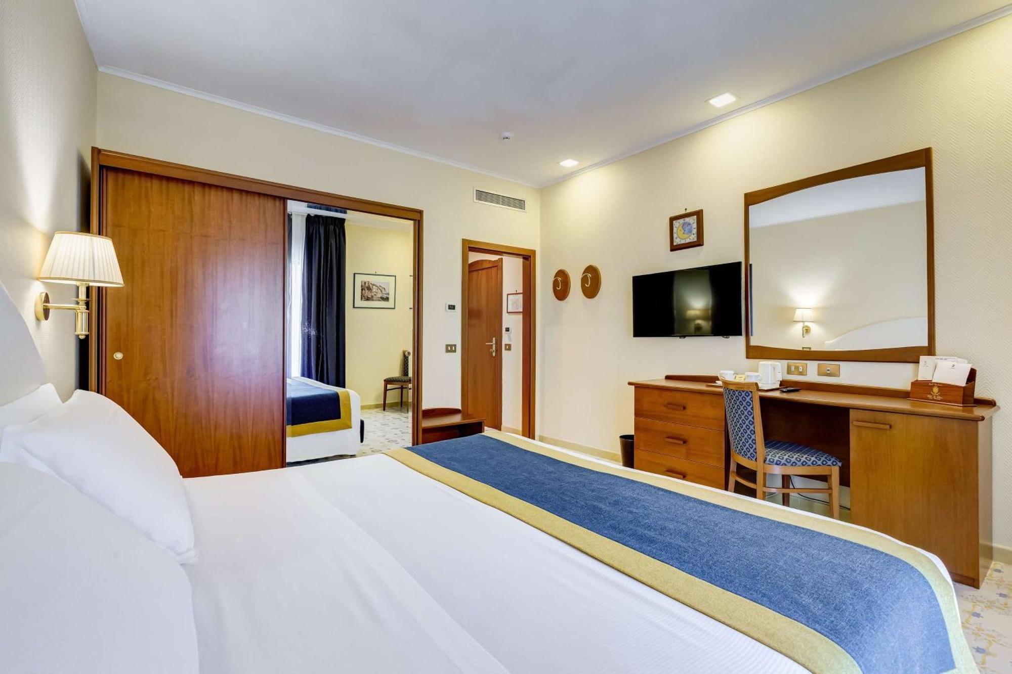 Best Western Hotel La Solara Sorrento Exterior photo